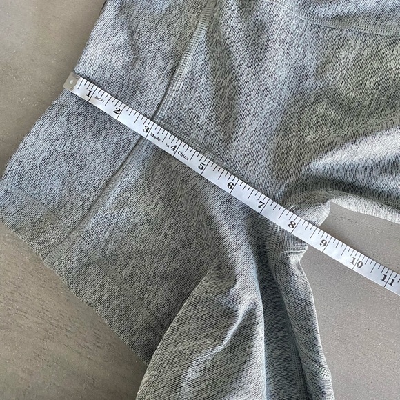 Outdoor Voices 7/8 Dipped Legging Size XS - Picture 8 of 10